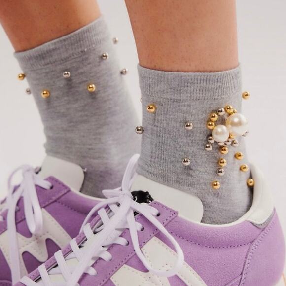 Free People Heirloom Embellished Pearls Crew Socks in Gray Beaded Baubles Beads - Picture 1 of 11